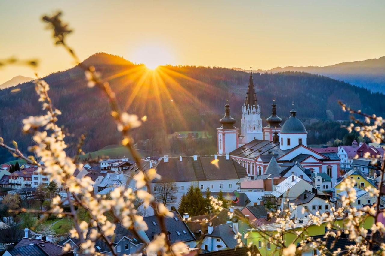 Hideaway Hotel Montestyria Chalets & Suiten Mariazell Luaran gambar